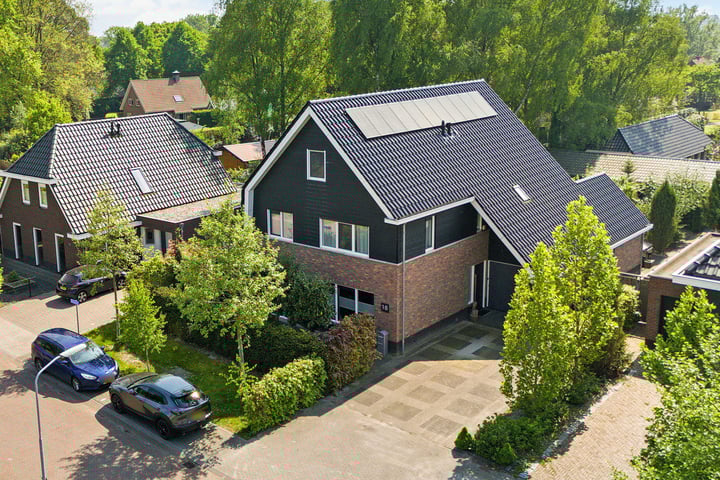 Ruiversdam 18 in Hierden Foto