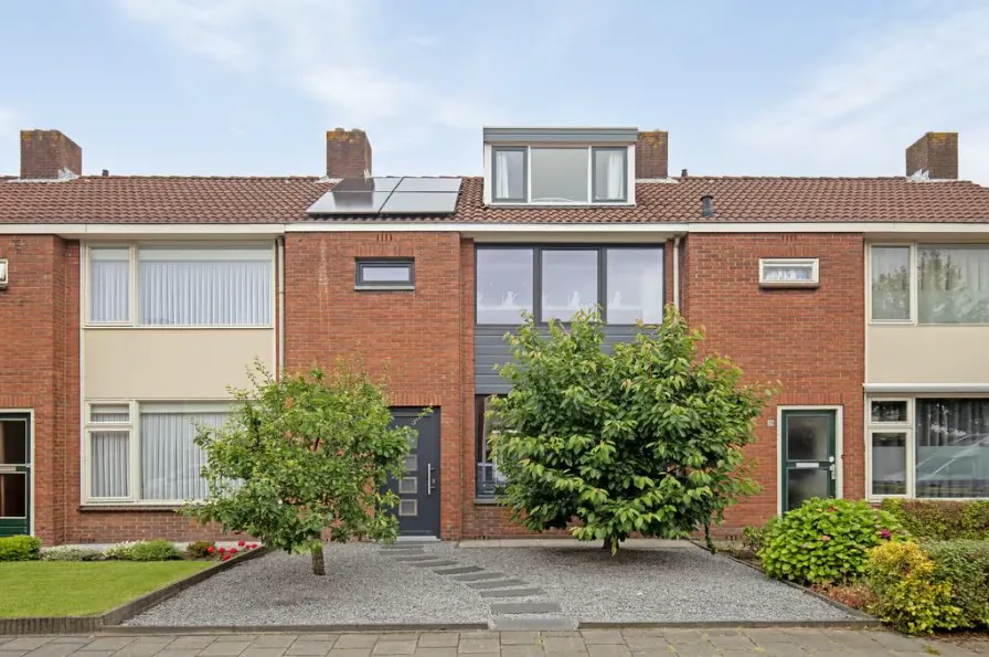 Ruusbroecstraat 37 in Etten-Leur