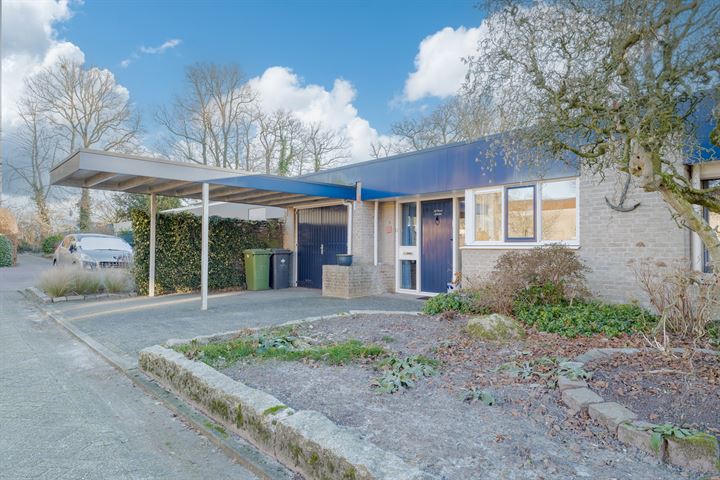 S.N. Menkostraat 6 en Enschede foto