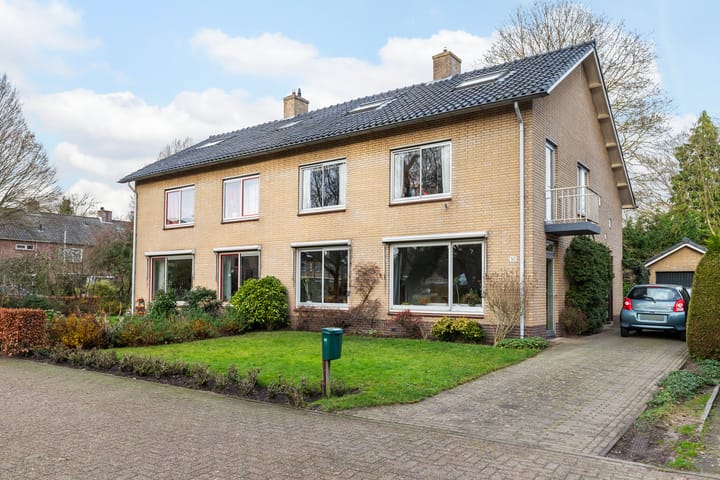 Saffierstraat 30 in Apeldoorn