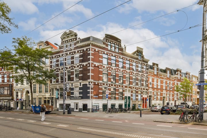Saftlevenstraat 2A in Rotterdam Foto
