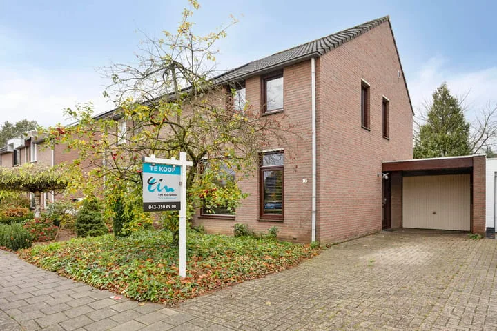 Salernolaan 16 in Maastricht