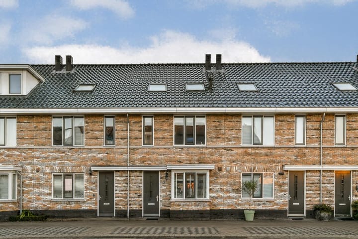 Salviastraat 36 in Vlaardingen photo