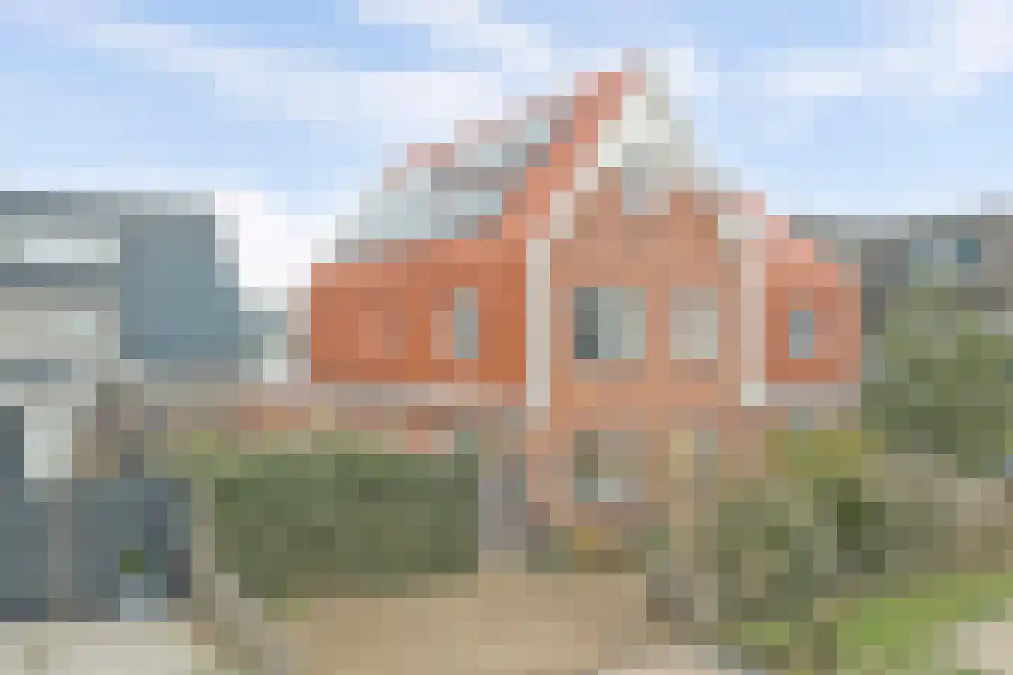 Santhorsthof 37 Monster