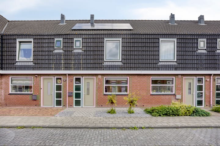 Sarastraat 66 in Veendam Foto