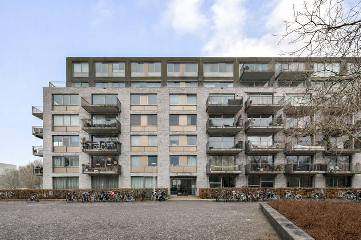 Saskia van Uijlenburgkade 122 in Amsterdam foto