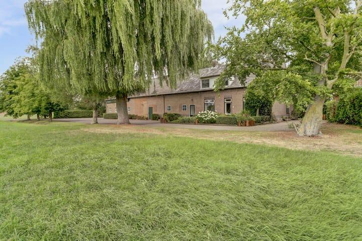 Schaanstraat 9 en Chaam foto