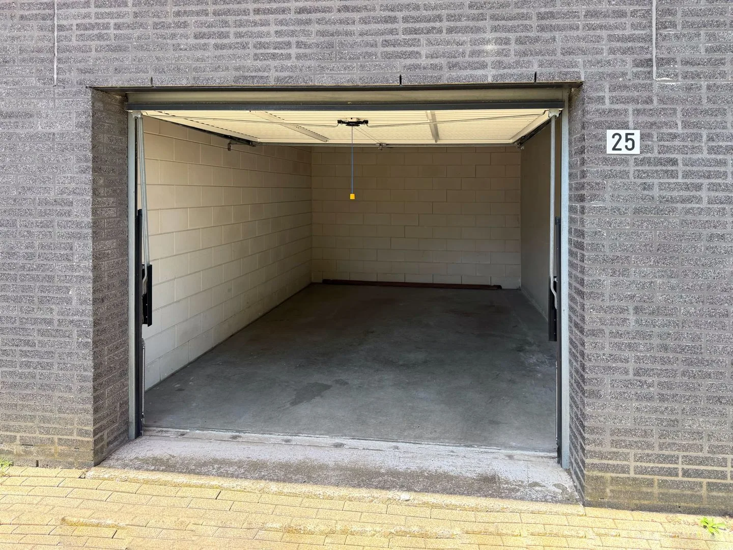 Schaarmeesterstraat 25 garage 's-Hertogenbosch foto 3
