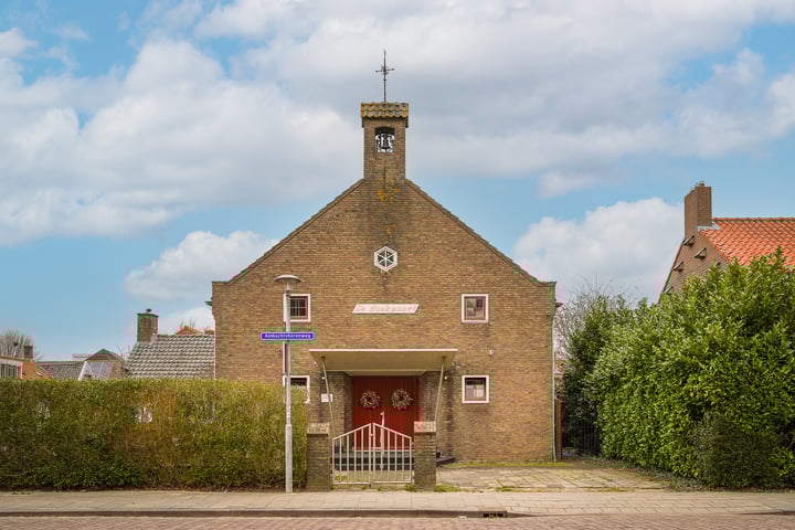 Schanspoort 8 en Klundert foto