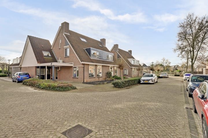 Photo of property Schapendonk 81, Raamsdonksveer