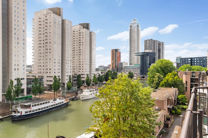 Scheepmakerskade 68 dans Rotterdam photo