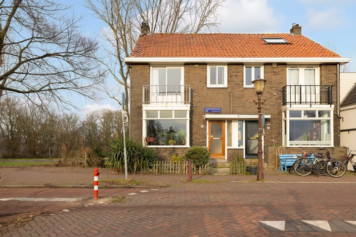 Schellingwouderdijk 83 in Amsterdam
