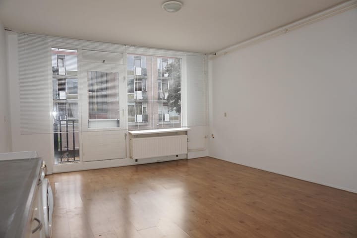 Schelluinenstraat 26 en Amsterdam foto