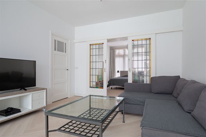 Schieweg 67B in Rotterdam photo