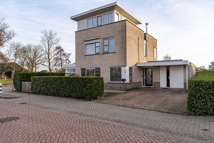 Schipbeek 1 in Zwartsluis