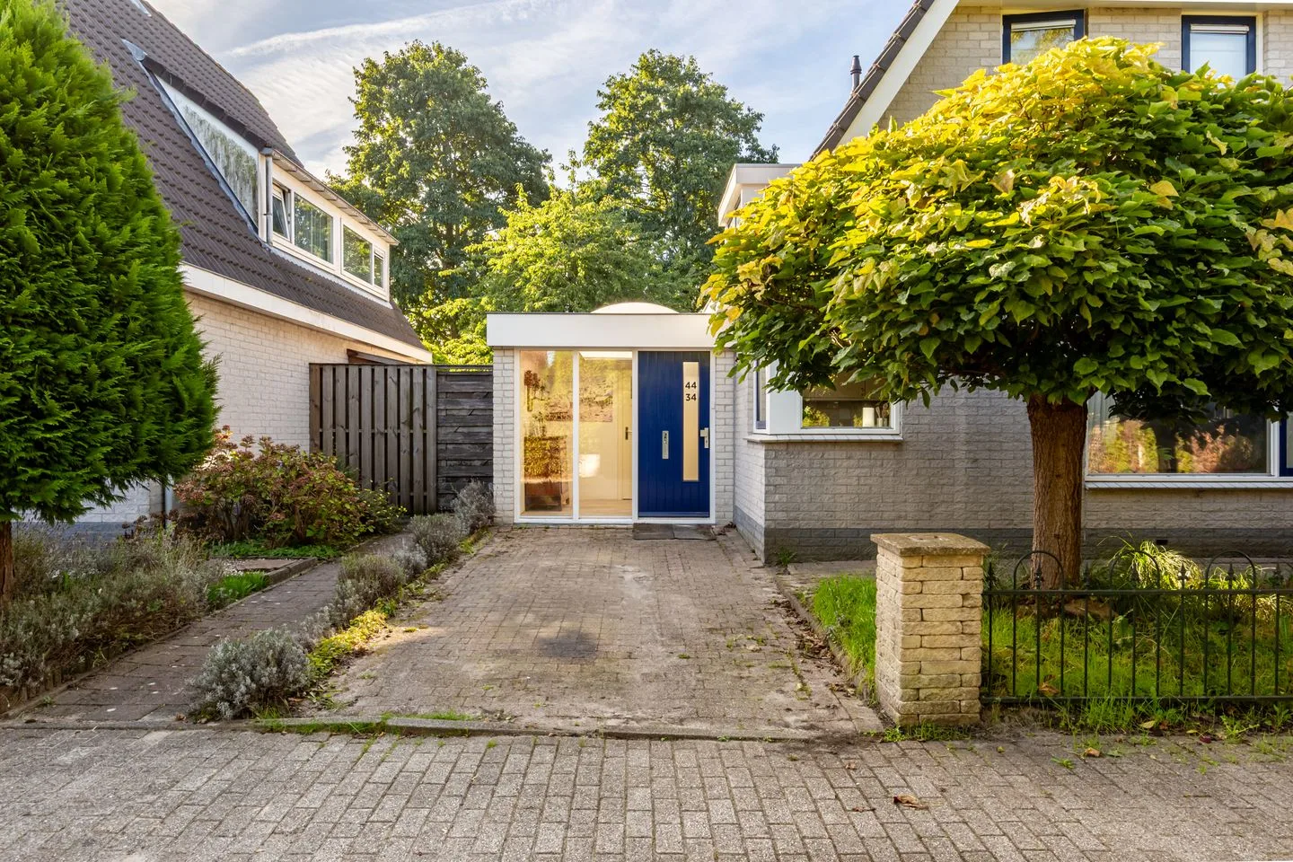 Schoener 44 34 Lelystad thumbnail 6