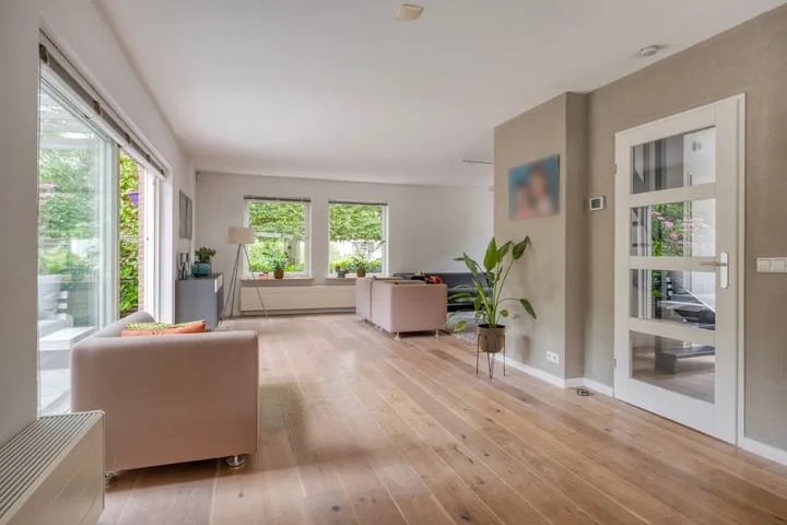 Schoener 5 Alphen aan den Rijn thumbnail 9