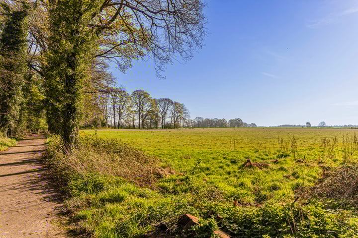 Schoolkaterdijk 80 in Haaksbergen