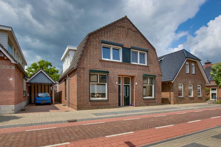 Schoolstraat 12 en Rijssen foto