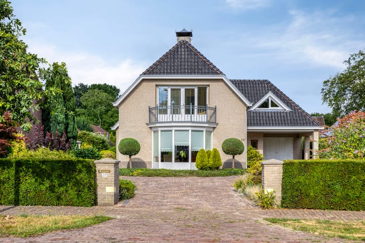 Schoolstraat 33a en Riethoven foto