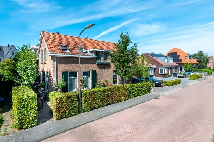 Schoolstraat 4 Sleeuwijk foto 2