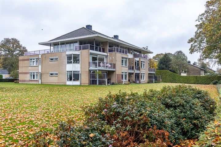 Schoolstraat 56 dans Zuidlaren photo