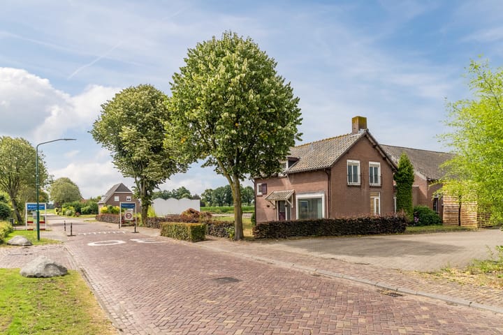 Schoolstraat 62 in Molenschot Foto