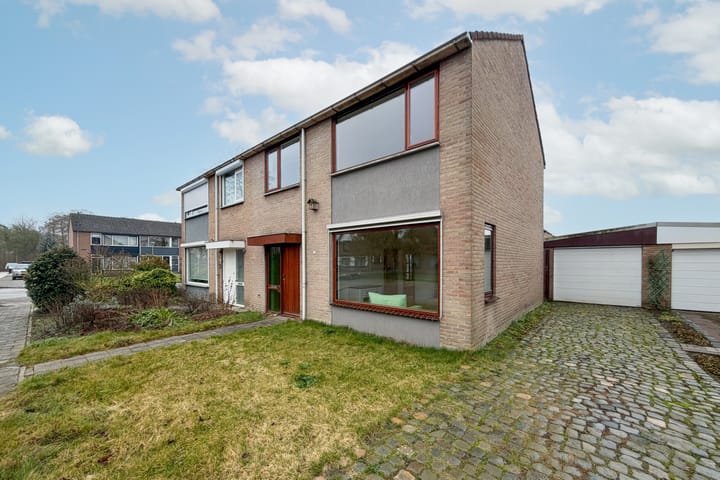 Photo of property Schorrenkruidlaan 15, Philippine