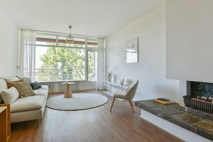 Schouwenselaan 111 in Amstelveen photo