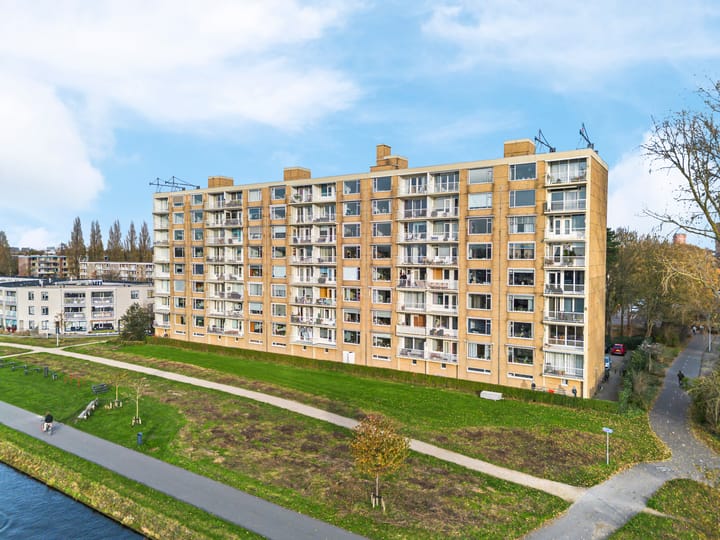 Schubertlaan 235 in Leiden Foto