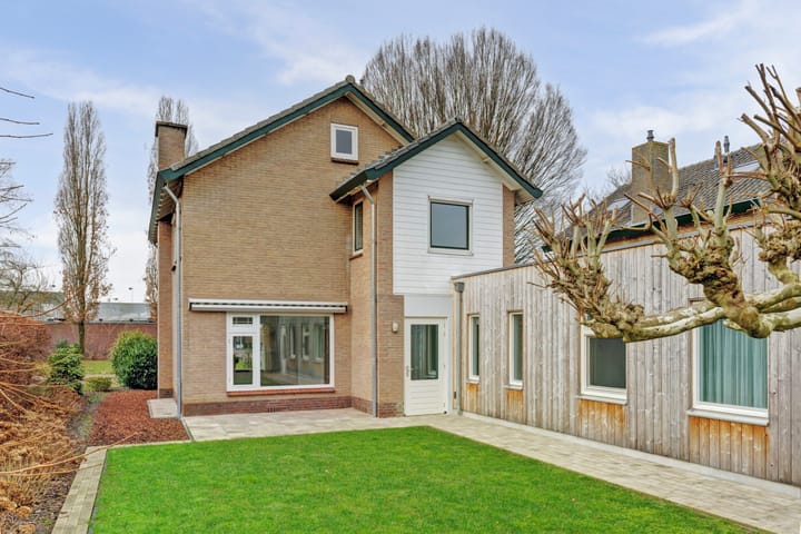 Photo of property Schubertstraat 8, Elst