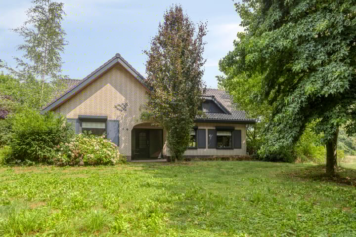 Schuurkerkstraat 6 dans Sprundel photo