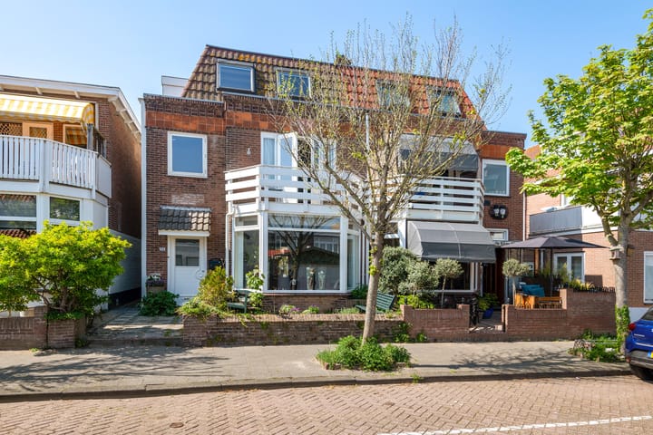 Secretaris Bosmanstraat 25 in Zandvoort photo