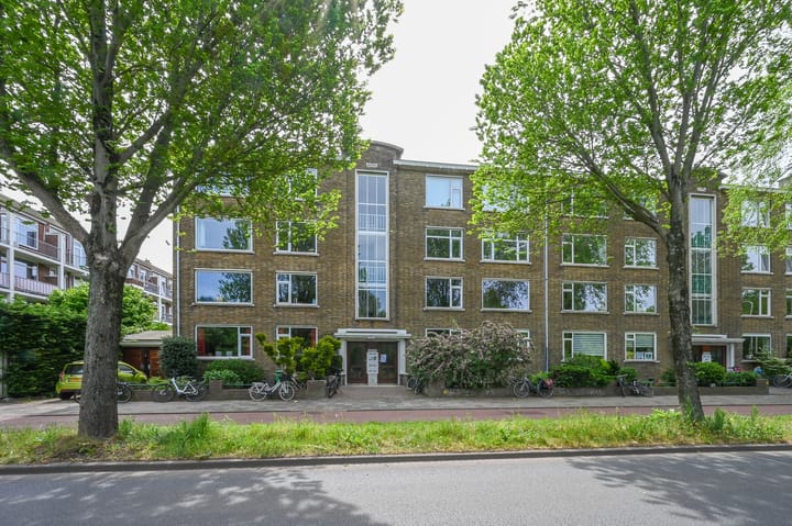 Photo of property Segbroeklaan 444, 's-Gravenhage