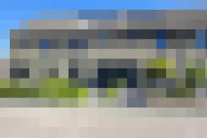 Seinestraat 27 in Spijkenisse