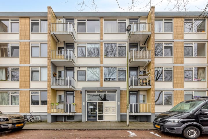 Seringenstraat 66 in Alphen aan den Rijn foto