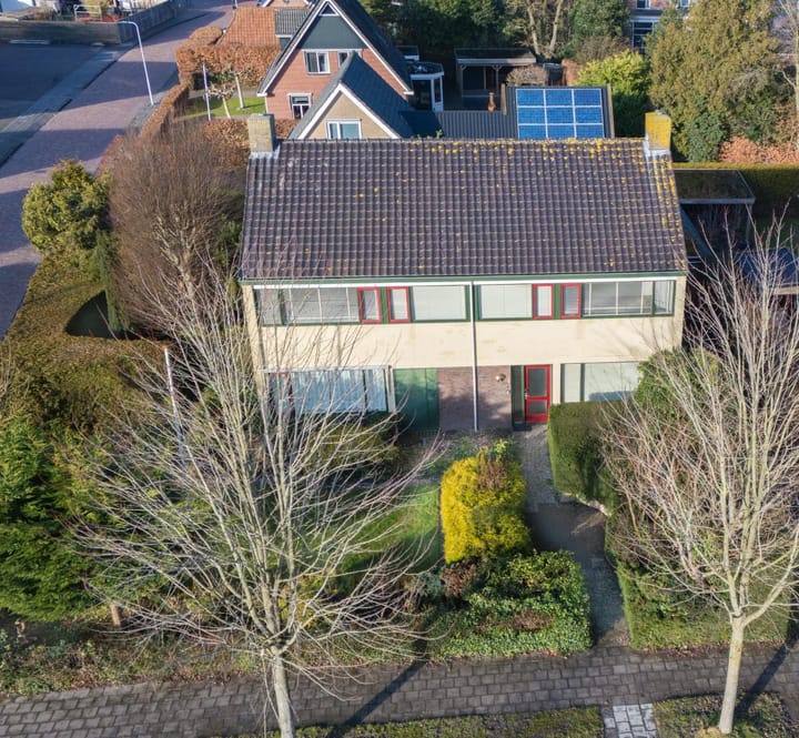 Simke Kloostermanstraat 1 in Buitenpost foto