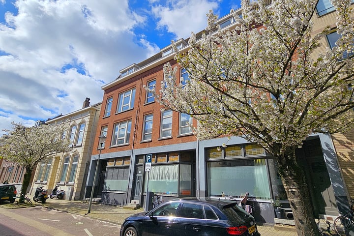 Singel 163A-2 in Schiedam photo