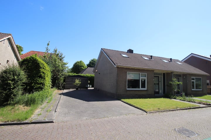 Sinsmar 5 in Blauwhuis Foto