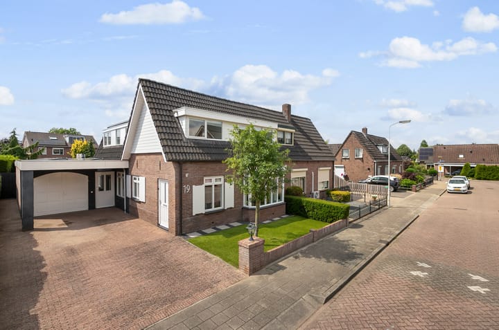 Sint Josephstraat 19 in Didam Foto