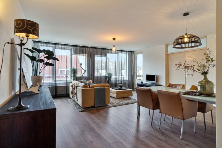 Sint Josephstraat 66a in Roosendaal foto