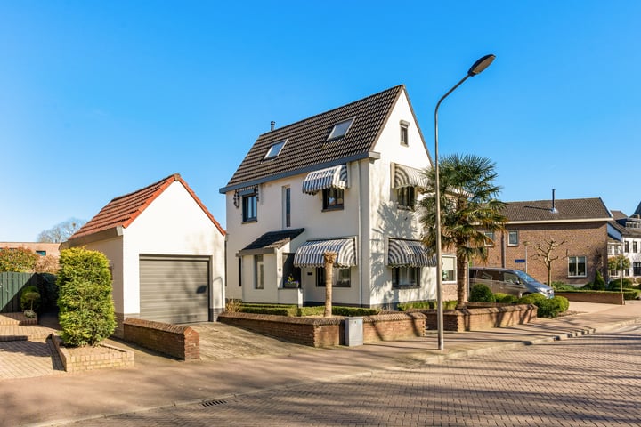 Sint Michaëlsweg 6A in Maastricht foto