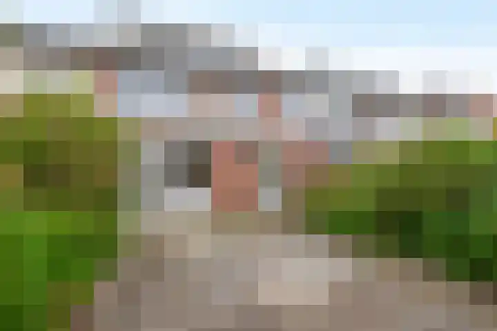 Sinte Lucijweg 24 Steensel thumbnail 24