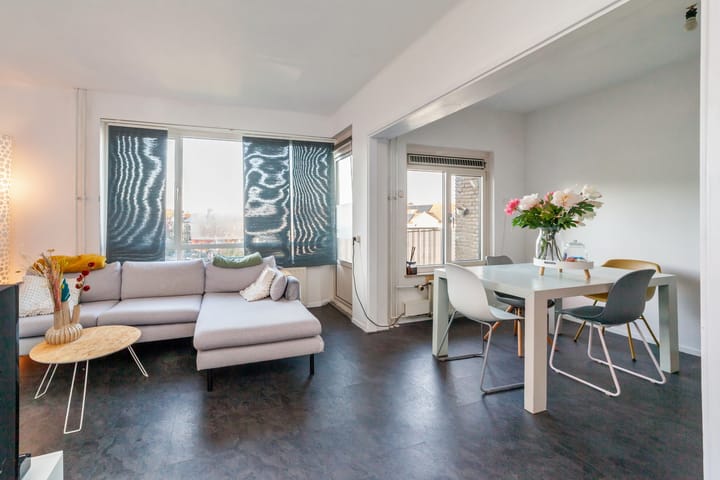 Photo of property Sir Winston Churchilllaan 46, Rijswijk