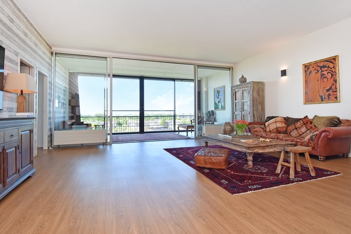 Sir Winston Churchillln 283-F039 in Rijswijk photo