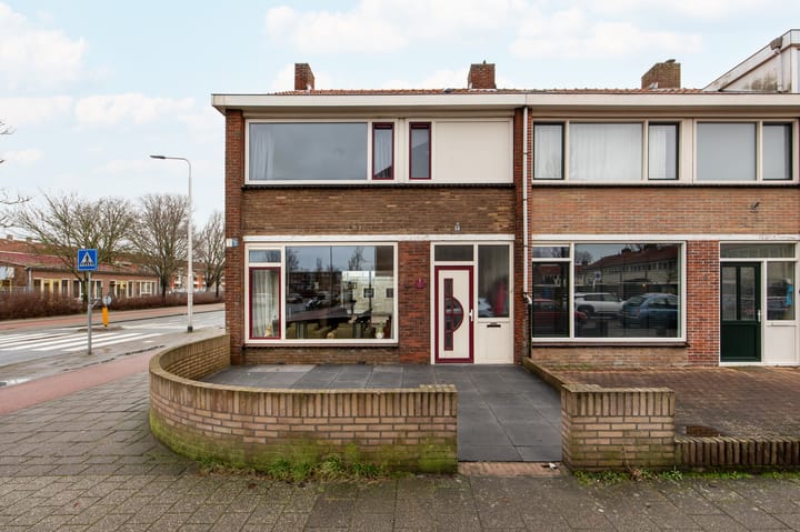 Siriusstraat 1 in IJmuiden foto