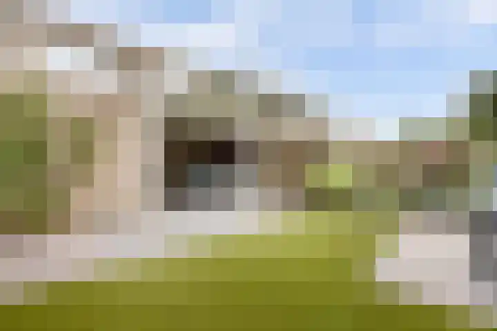 Sirtemalaan 35 Grave thumbnail 48