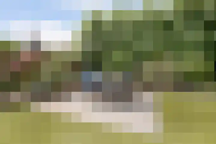 Sirtemalaan 35 Grave thumbnail 52
