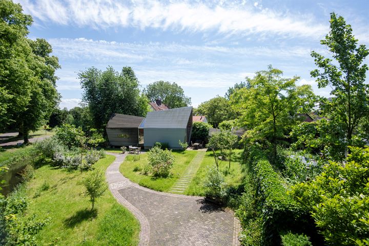 Slotselaan 11a in Rossum Foto