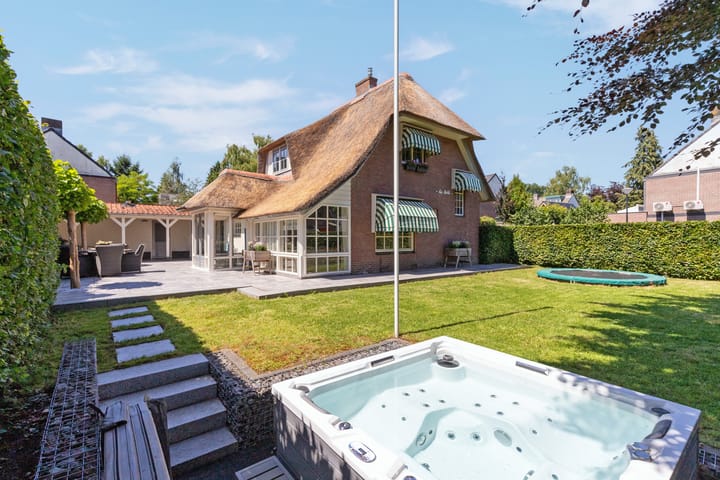 Sluijtersstraat 1 in Apeldoorn Foto